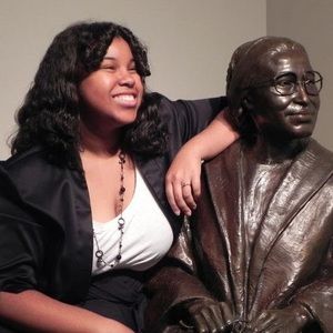 Meet your Posher, Jamila